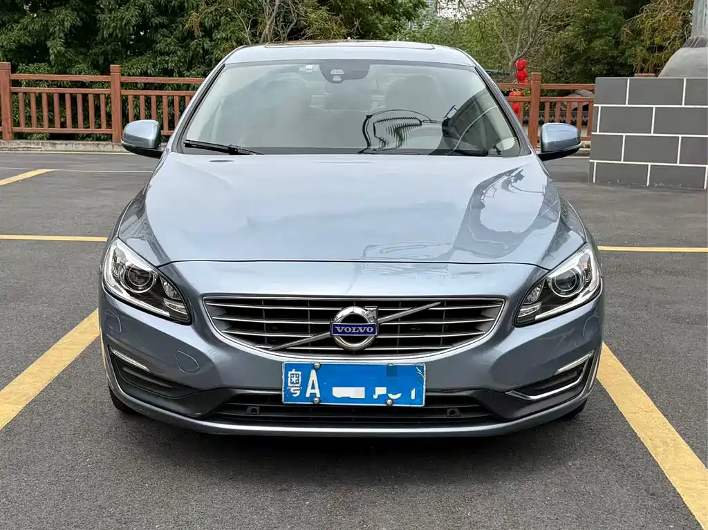 Volvo S60 2018 S60L T3 Smart Edition купить на сайте DeffCars