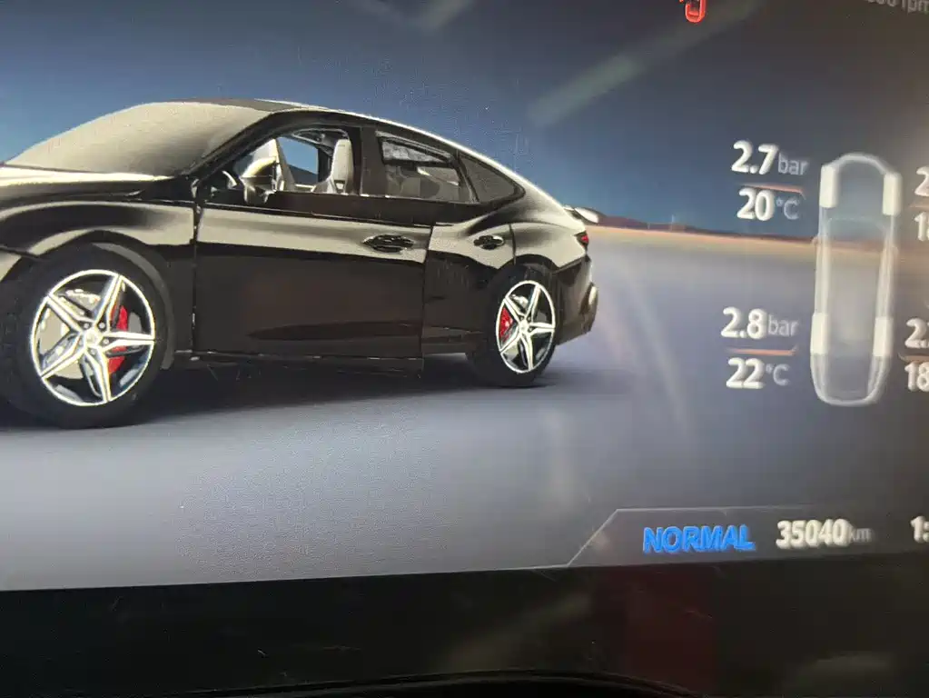 MG7 2023 2.0T Automatic Beauty Hunting Exclusive Edition купить на сайте DeffCars