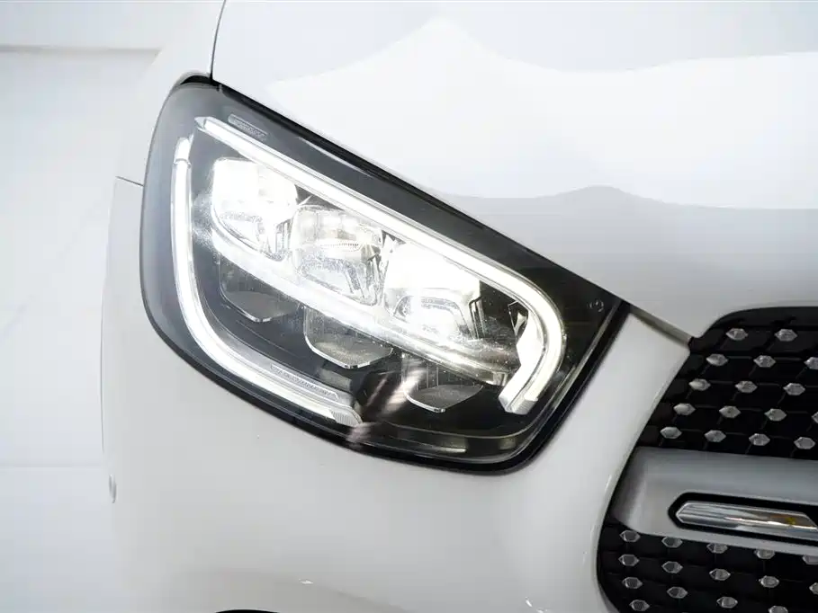 Mercedes-Benz GLC 2022 facelift GLC 260 L 4MATIC luxury model купить на сайте DeffCars