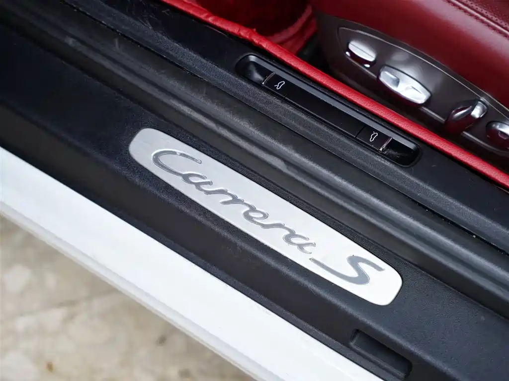 Porsche 911 2016 Carrera S Cabriolet 3.0T купить на сайте DeffCars