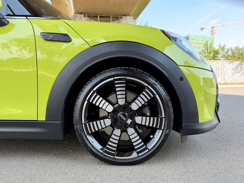 MINI 2023 facelift model 2 2.0T COOPER S CABRIO Artist купить на сайте DeffCars