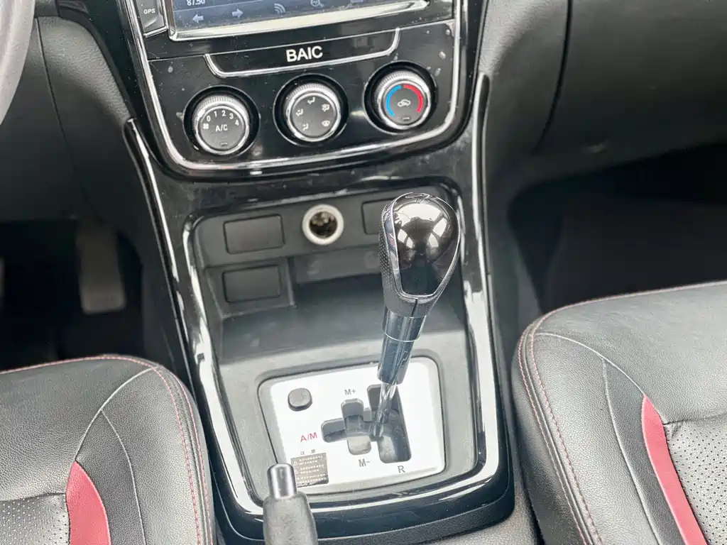 BAIC Huansu H2 2015 1.5L AMT premium model BJ415C купить на сайте DeffCars