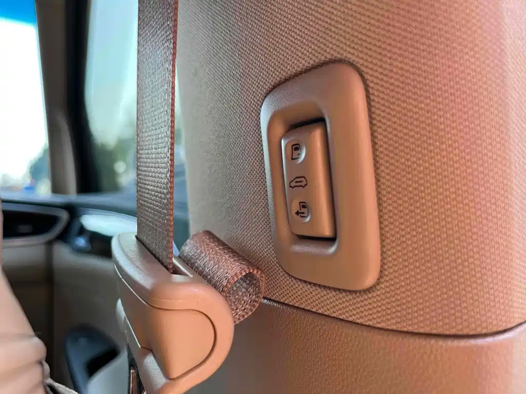 Buick GL8 2018 ES 28T luxury model National VI купить на сайте DeffCars
