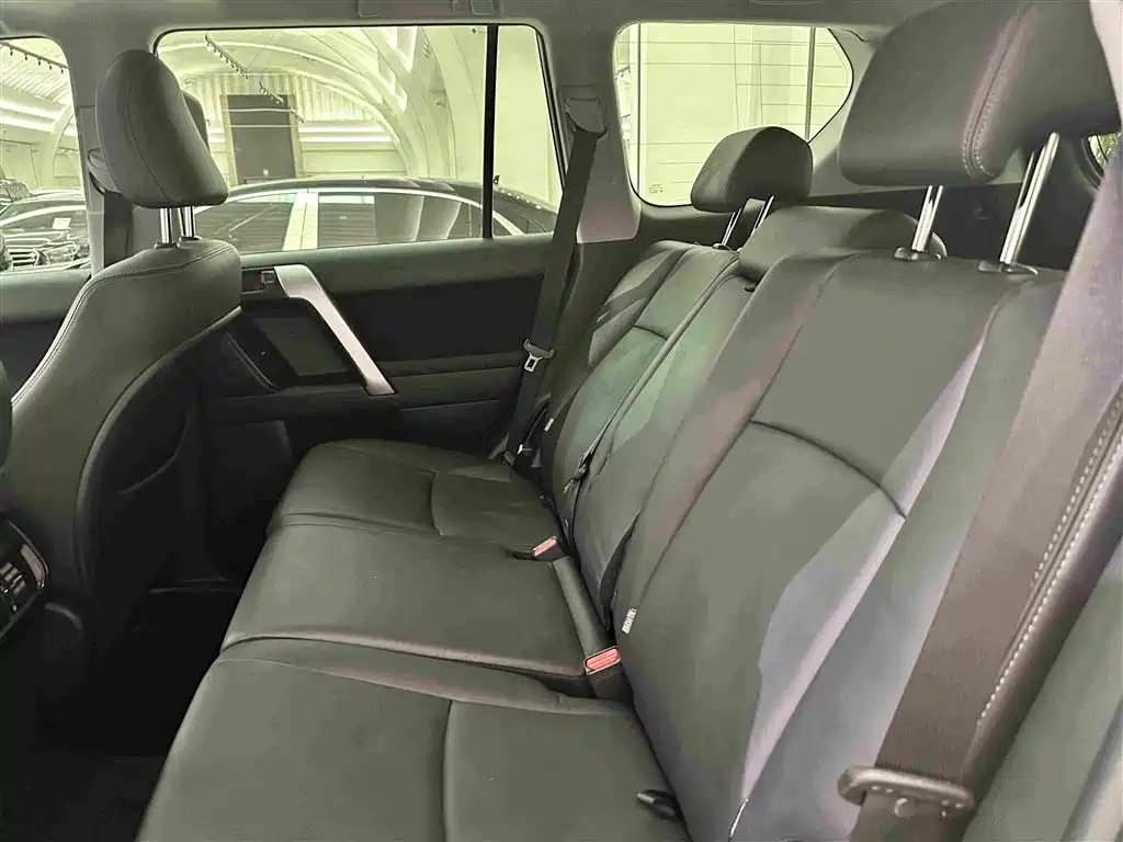Prado 2016 2.7L automatic standard version купить на сайте DeffCars