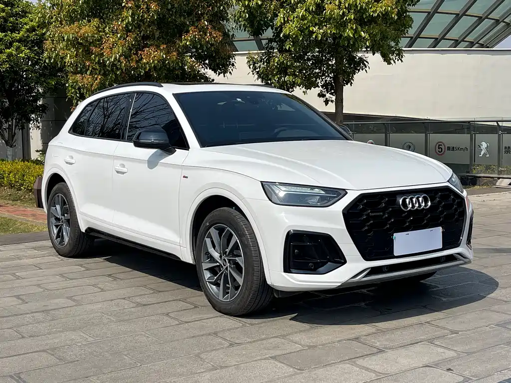 Audi Q5L 2023 40T luxury and dynamic model купить на сайте DeffCars