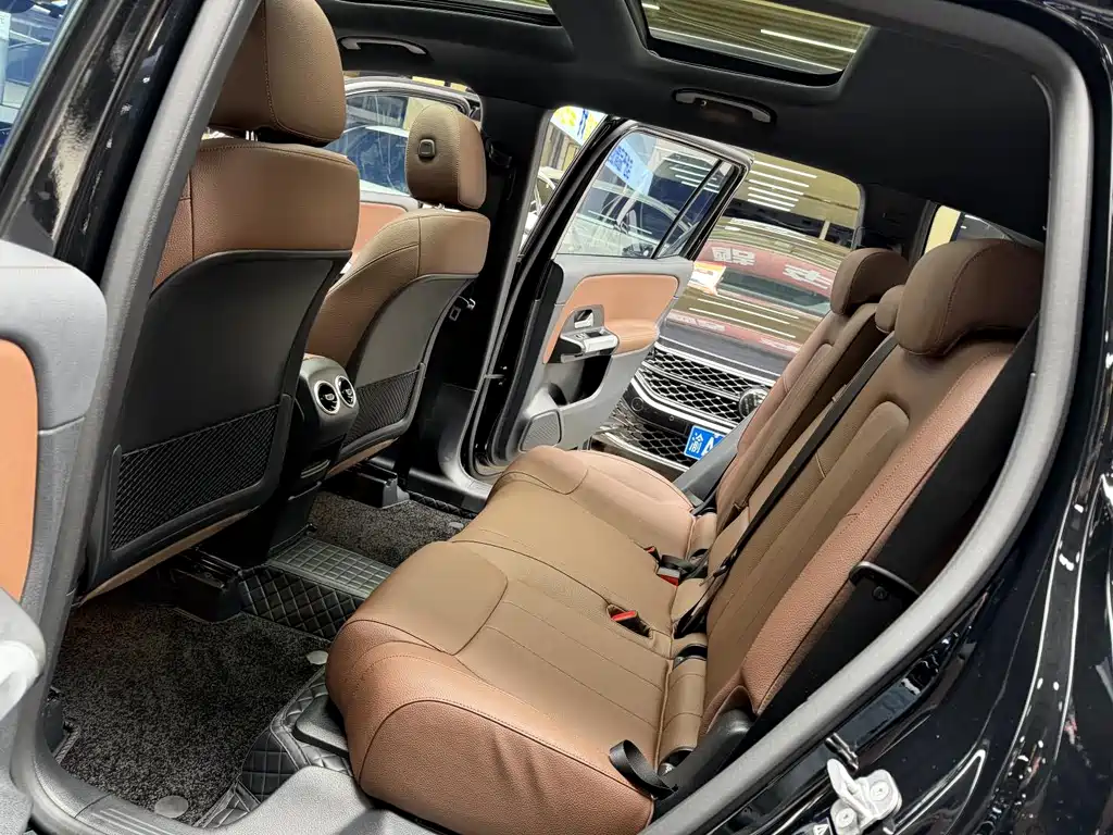 Mercedes-Benz GLB 2024 facelift GLB 220 dynamic version купить на сайте DeffCars