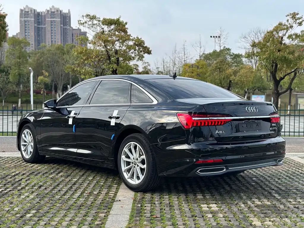 Audi A6L 2020 40 TFSI luxury and elegant model купить на сайте DeffCars
