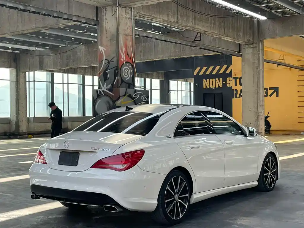 Mercedes-Benz CLA (imported) 2015 CLA 200 купить на сайте DeffCars