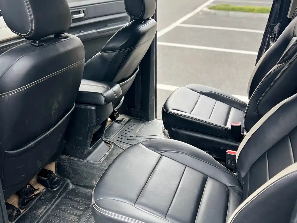 Wuling Zhengcheng 2021 1.5T manual luxury model купить на сайте DeffCars