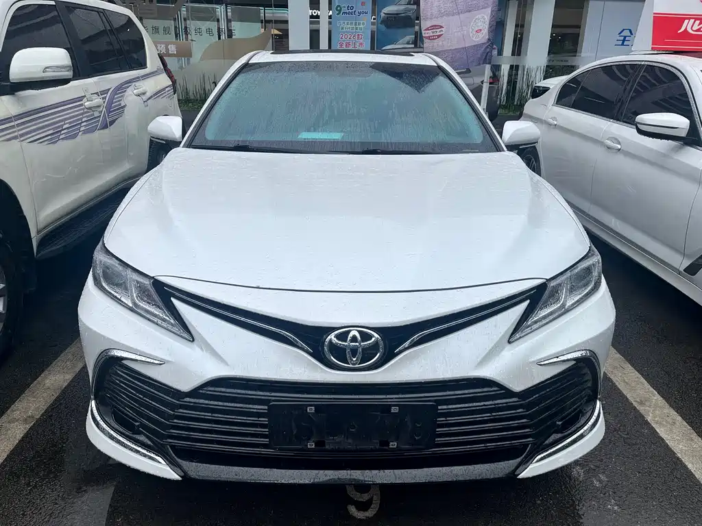 Camry 2022 2.0GVP Leading Edition купить на сайте DeffCars