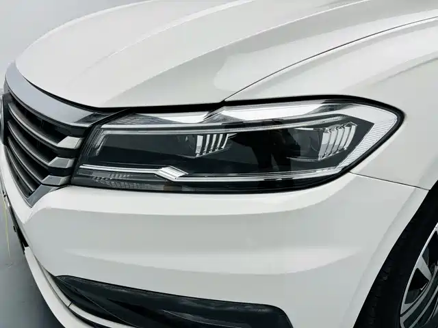 Lavida 2022 1.5L automatic comfort version купить на сайте DeffCars