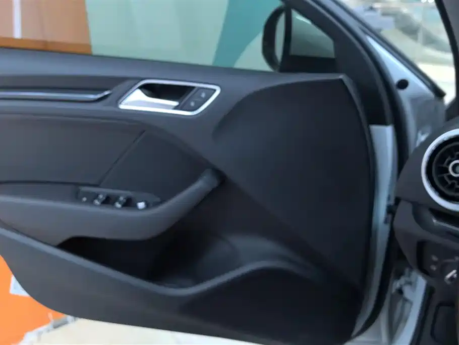 Audi A3 2019 Limousine 35 TFSI Fashion Type National VI купить на сайте DeffCars