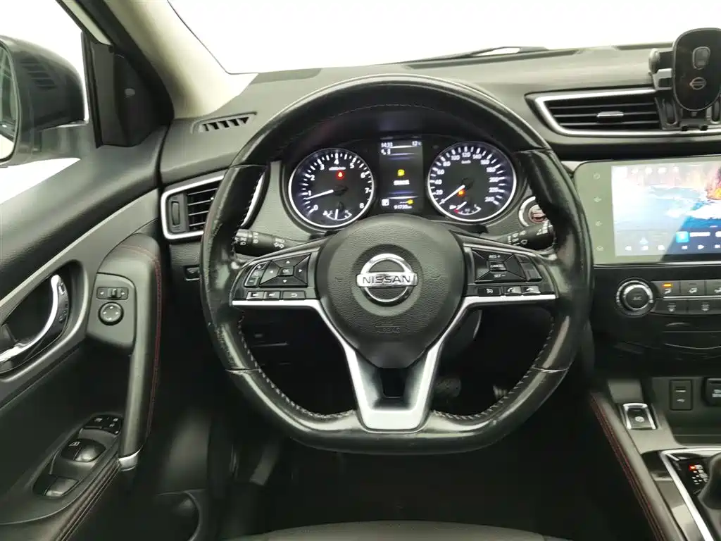 Qashqai 2021 2.0L CVT Deluxe Edition купить на сайте DeffCars