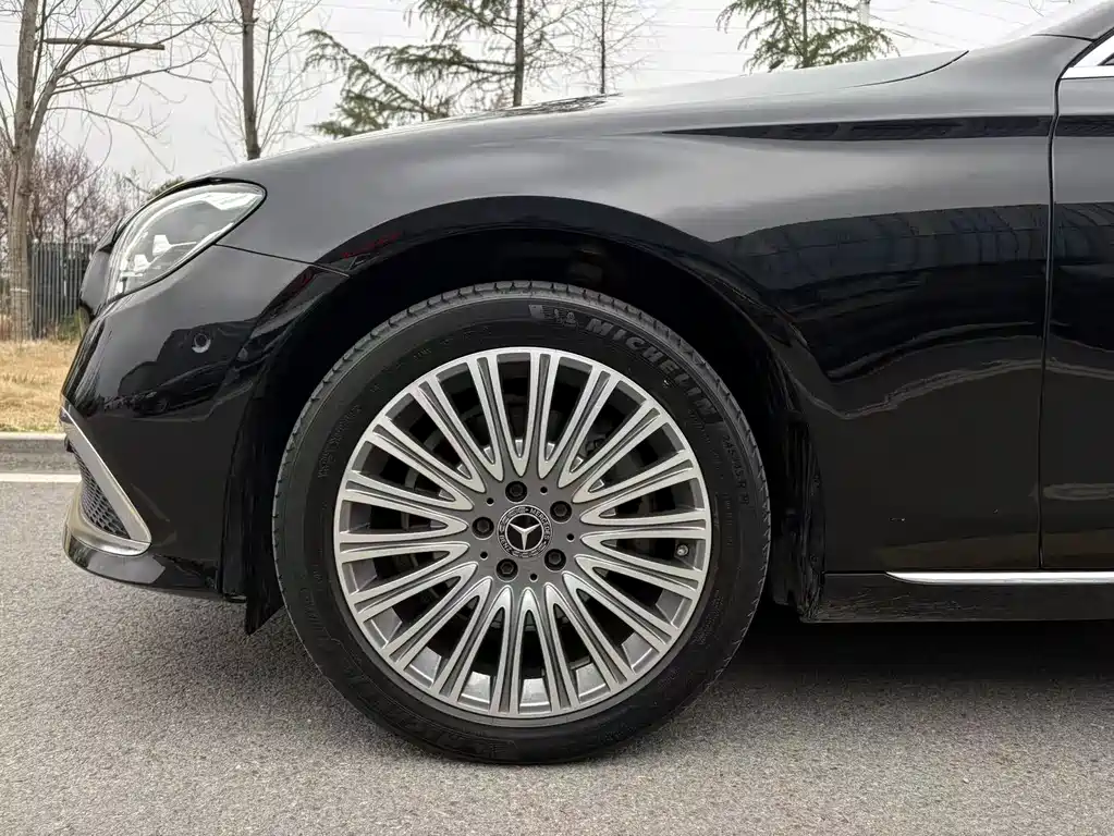 Mercedes-Benz E-Class 2023 E 300 L Luxury Model купить на сайте DeffCars