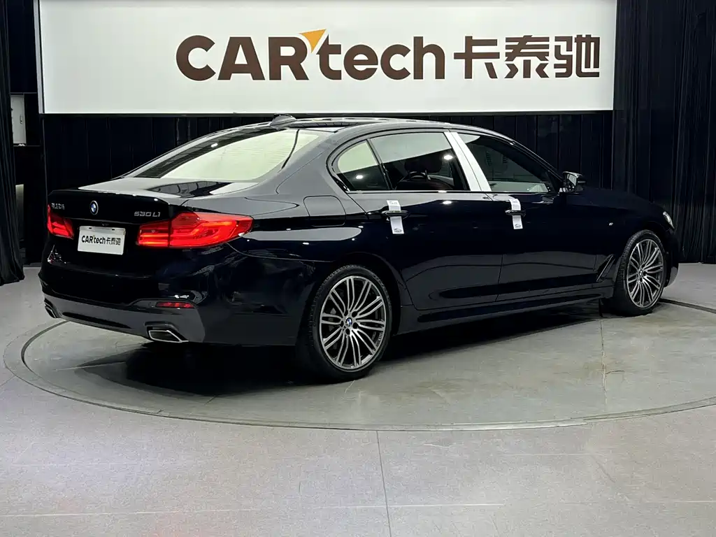 BMW 5 Series 2018 facelift 530Li leading M sports package купить на сайте DeffCars
