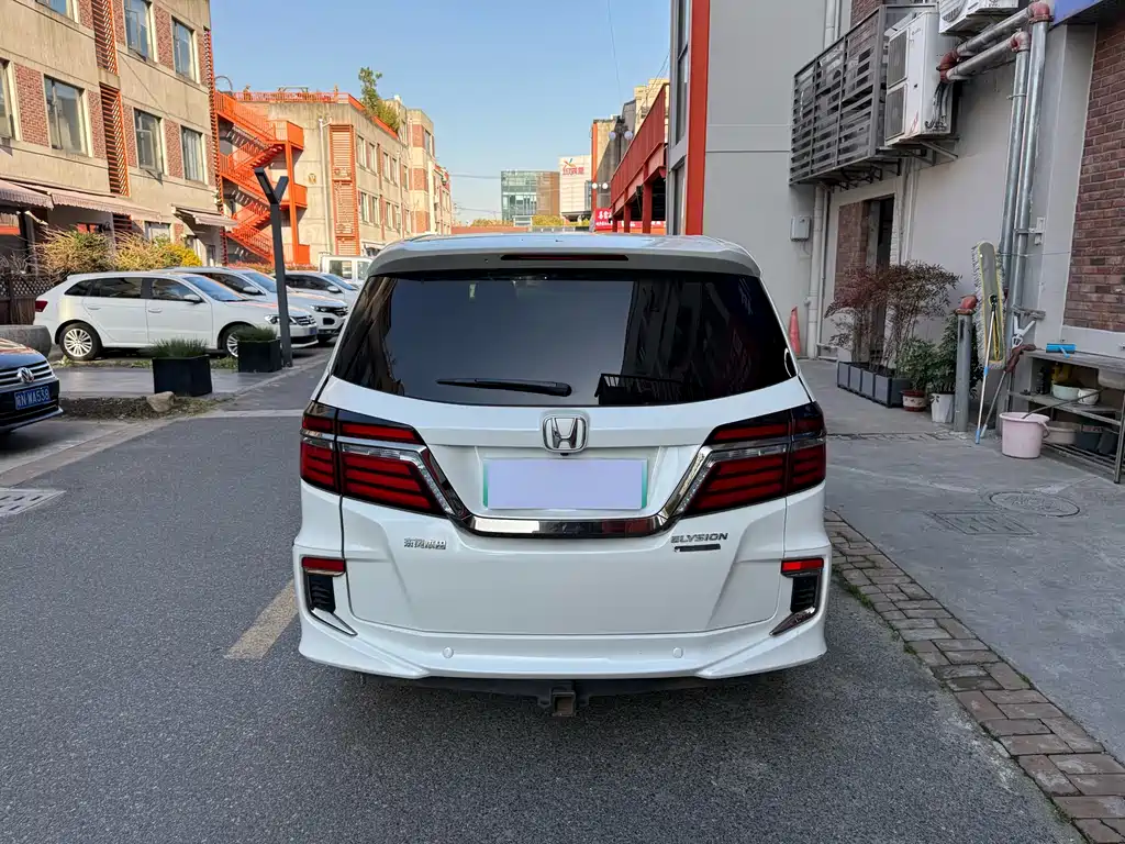 Alison 2019 2.0L Hybrid Deluxe Edition купить на сайте DeffCars