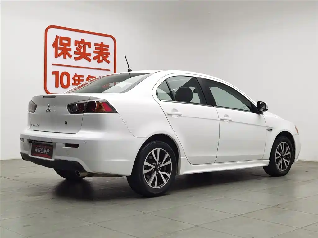Yishen 2015 1.8L CVT Premium Edition National V купить на сайте DeffCars