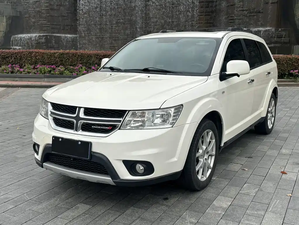 Journey 2016 2.4L 2WD Travel Edition купить на сайте DeffCars
