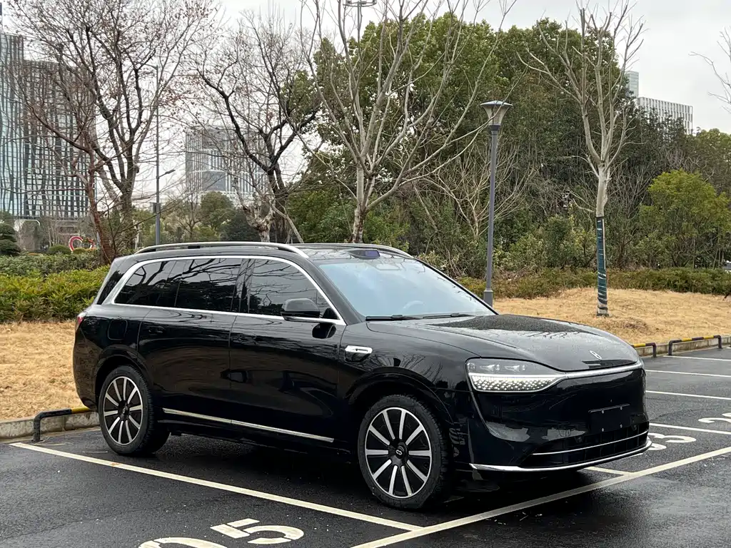 Wenjie M9 2025 extended range Ultra version 52kWh 6-seater version купить на сайте DeffCars