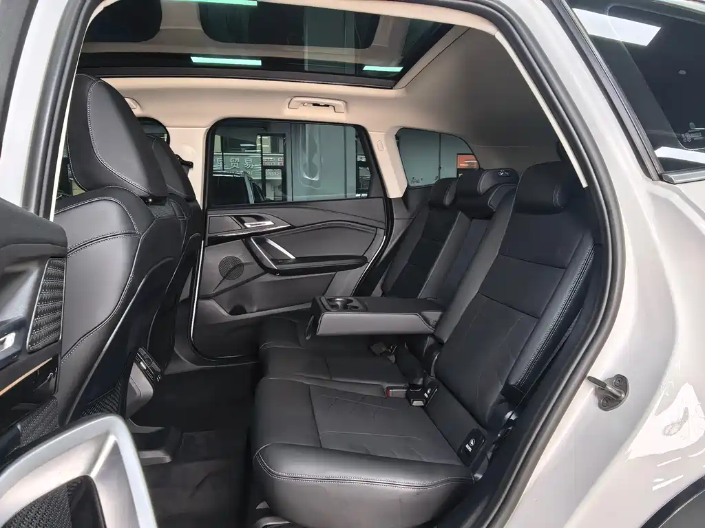 BMW X1 2023 sDrive20Li X Design Package купить на сайте DeffCars