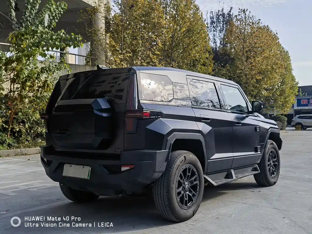 Warrior 917 2023 extended range basic version купить на сайте DeffCars
