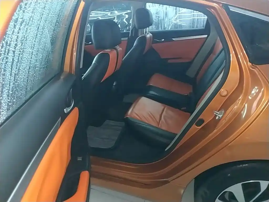 Civic 2016 220TURBO CVT Deluxe Edition купить на сайте DeffCars