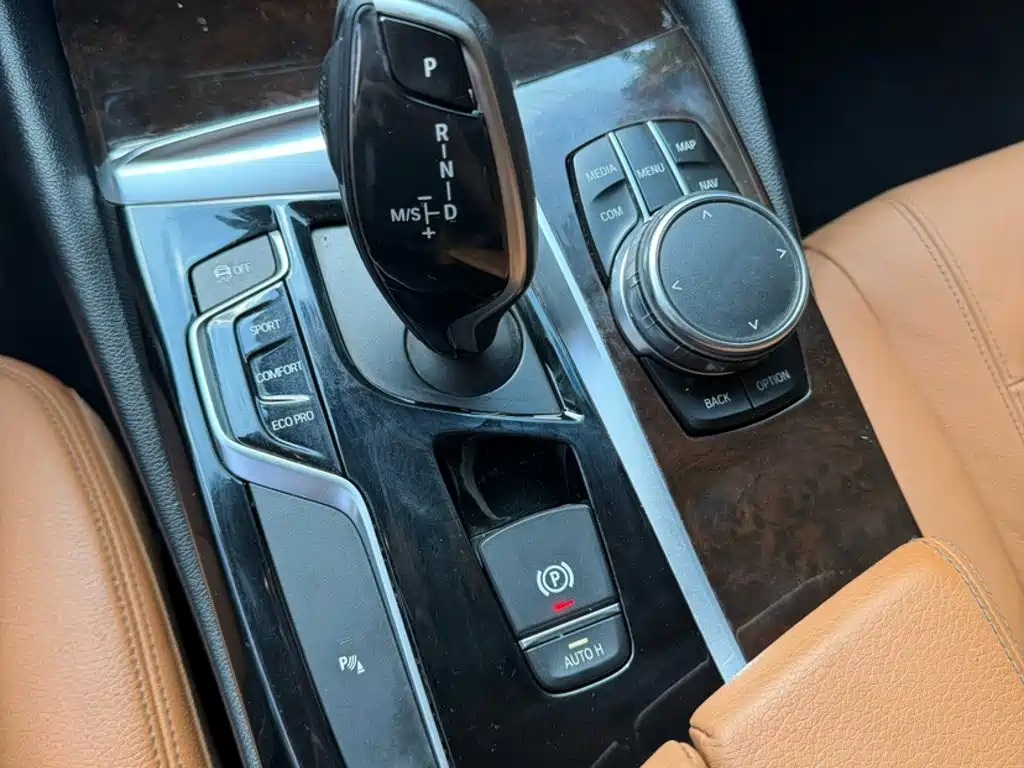 BMW 5 Series 2018 528Li Special Edition launched купить на сайте DeffCars