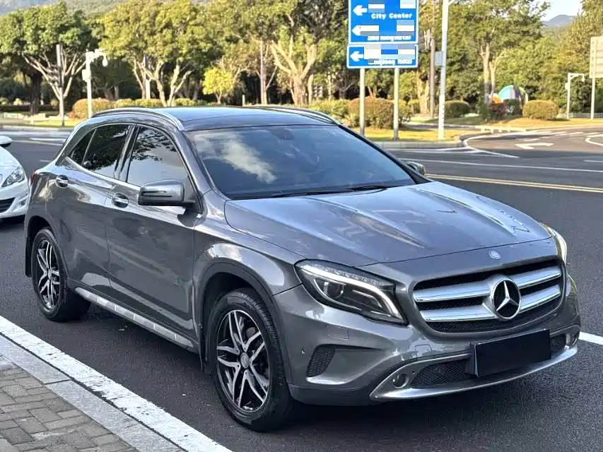 Mercedes-Benz GLA 2015 GLA 220 4MATIC Fashion Model купить на сайте DeffCars