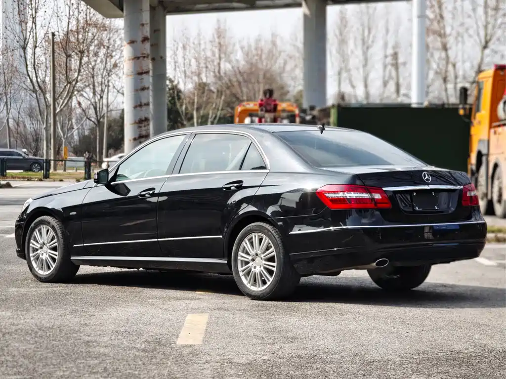 Mercedes-Benz E-Class 2012 E 200 L CGI Elegant купить на сайте DeffCars