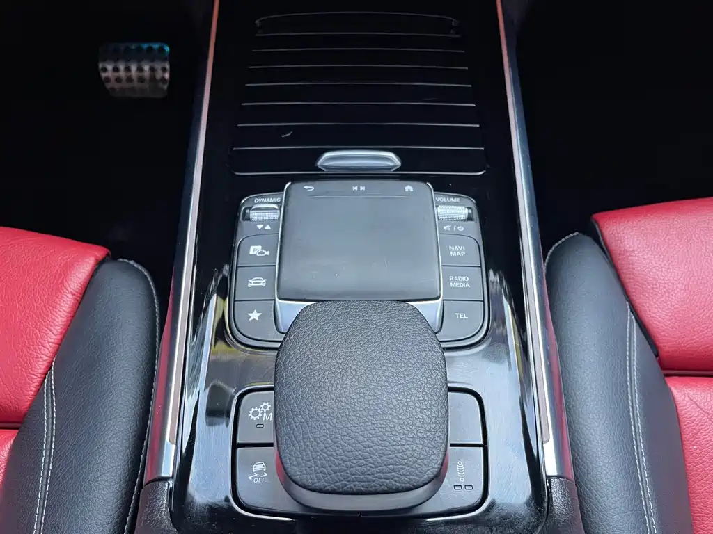 Mercedes-Benz GLB AMG 2021 AMG GLB 35 4MATIC купить на сайте DeffCars