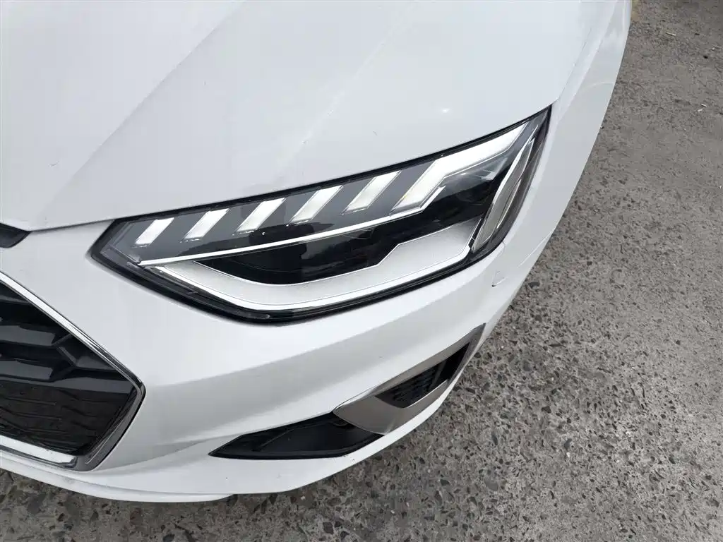 Audi A4L 2024 40 TFSI Fashionable and Dynamic купить на сайте DeffCars