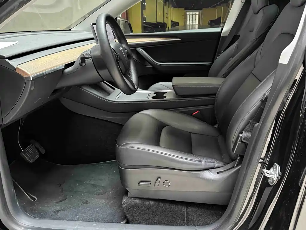 Model Y 2021 standard range rear-wheel drive version купить на сайте DeffCars