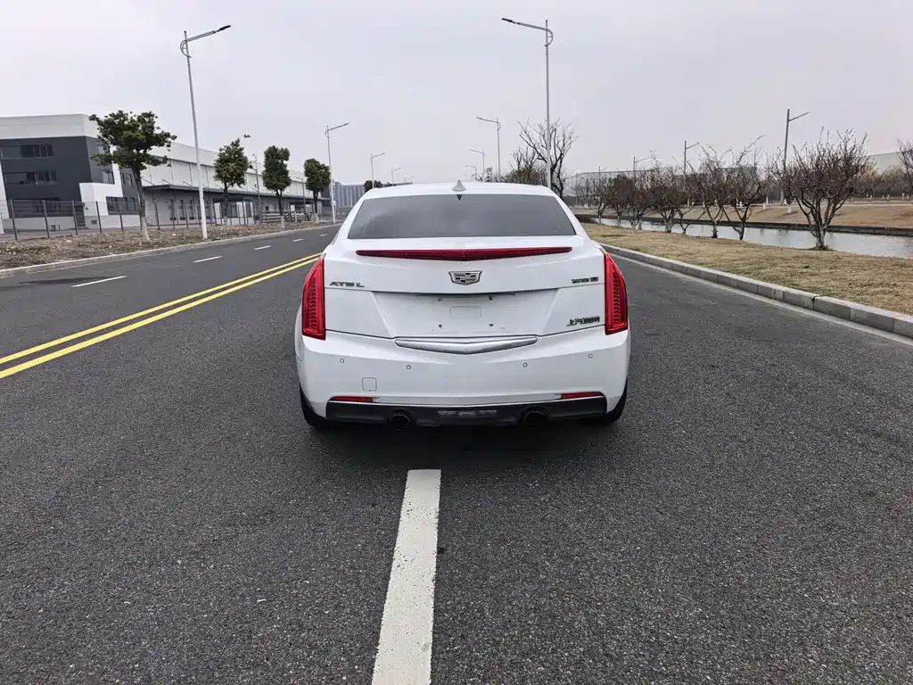 Cadillac ATS-L 2017 28T Fashion Model купить на сайте DeffCars