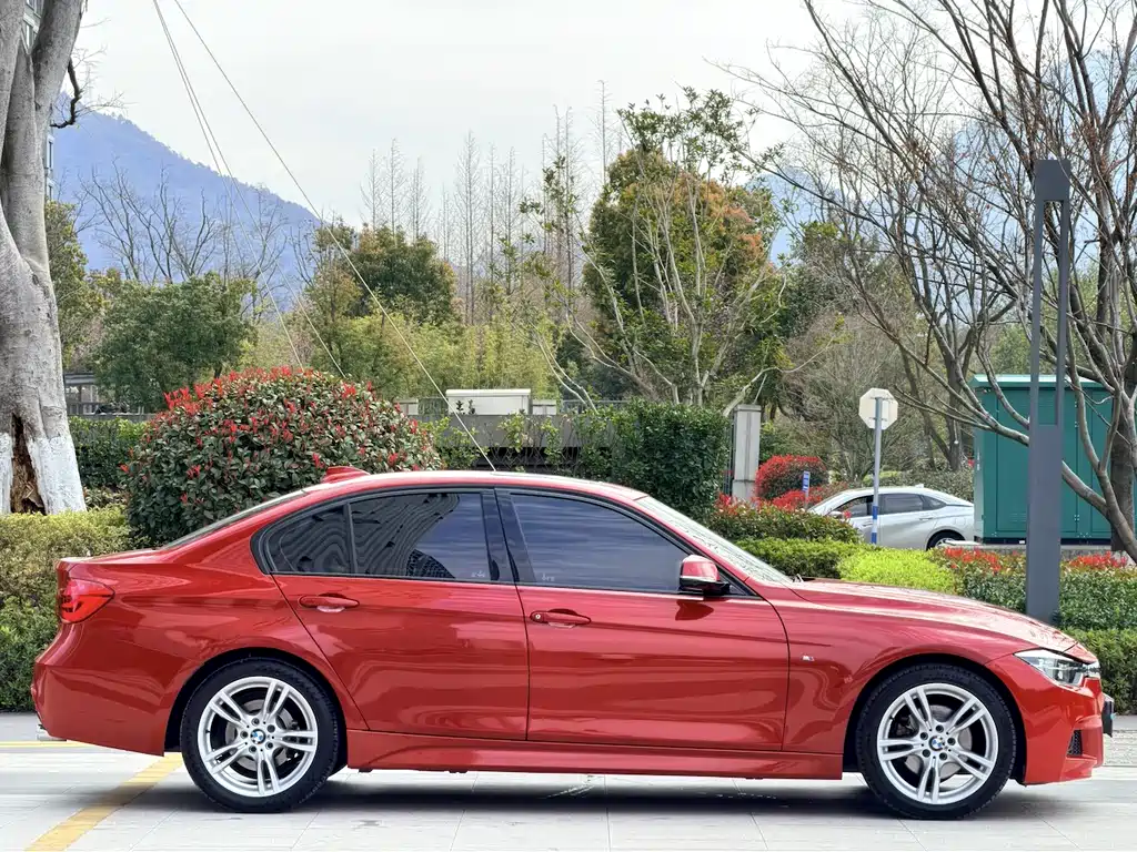 BMW 3 Series 2017 320i M Sports купить на сайте DeffCars