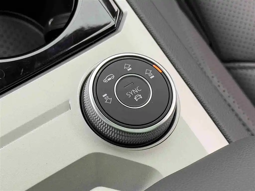 Touareg 2023 3.0TSI Ruixiang Edition Classic Sports Package купить на сайте DeffCars