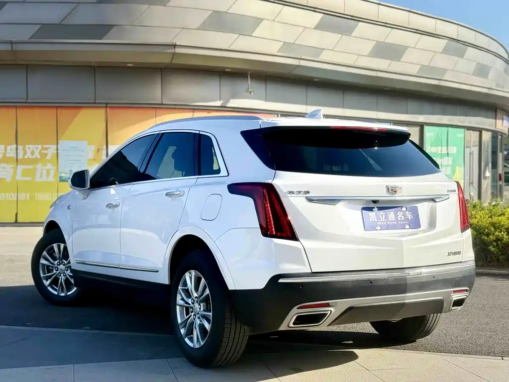 Cadillac XT5 2022 2.0T two-wheel drive luxury model купить на сайте DeffCars