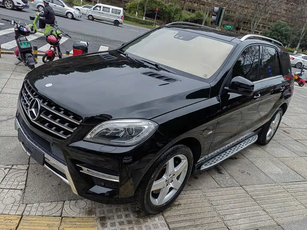 Mercedes-Benz M-Class 2012 ML 350 Luxury Model купить на сайте DeffCars
