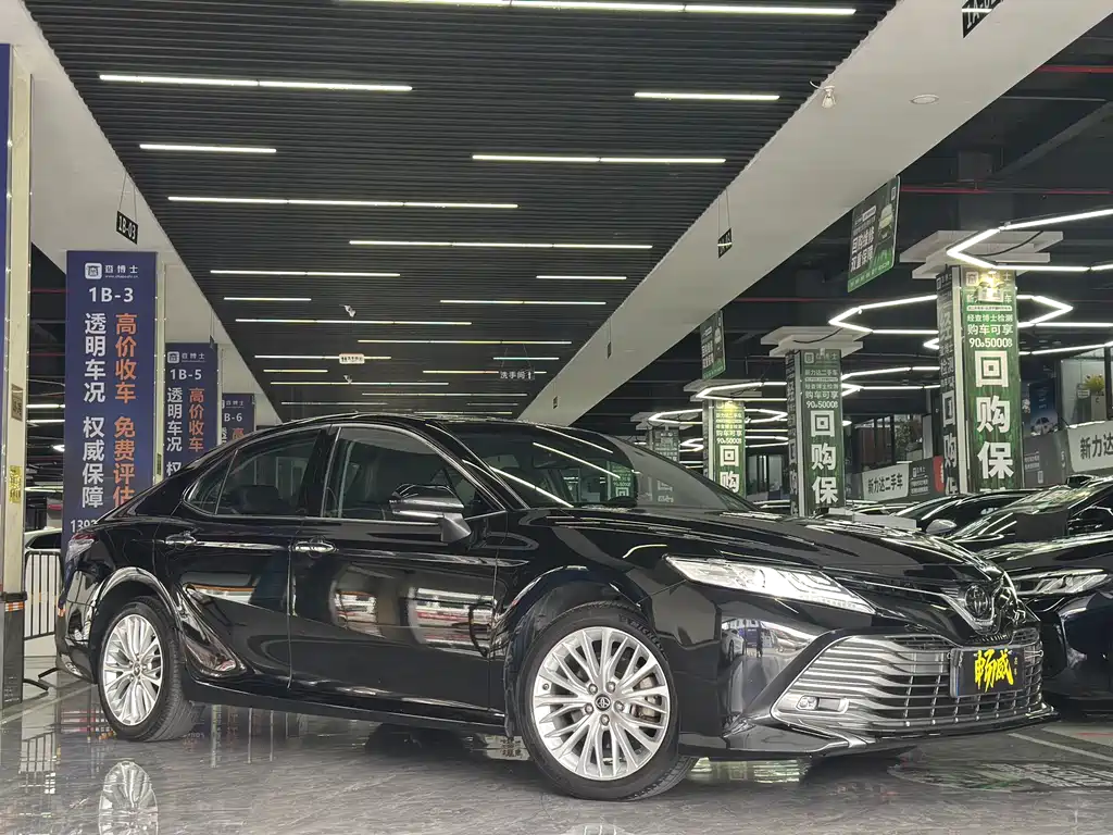 Camry 2019 2.5G Deluxe Edition National V купить на сайте DeffCars