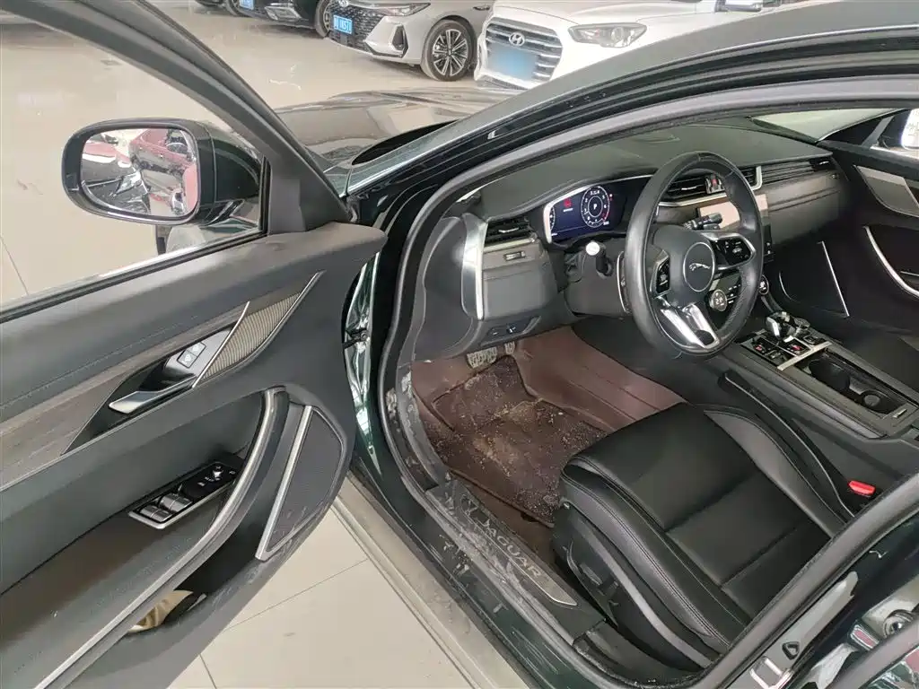Jaguar XFL 2022 XFL 2.0T P200 2WD Elite Deluxe Edition купить на сайте DeffCars