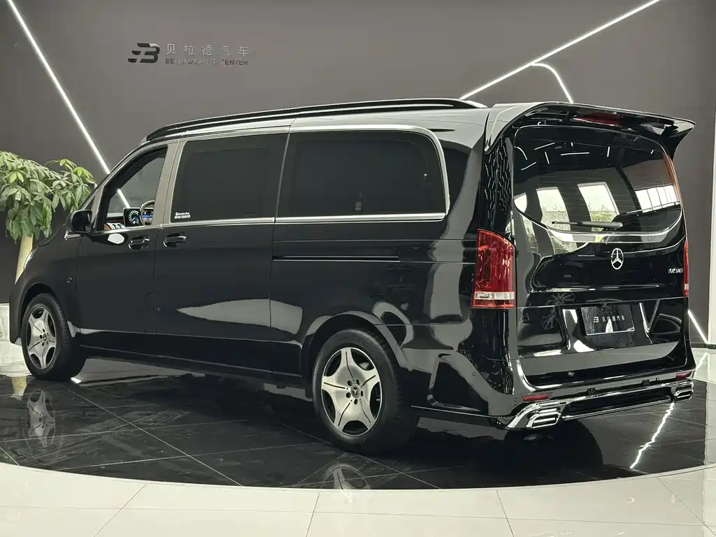 Vito 2023 2.0T Business Edition 7 seats купить на сайте DeffCars