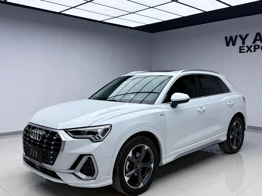 Audi Q3 2021 35 TFSI Fashionable and Dynamic купить на сайте DeffCars