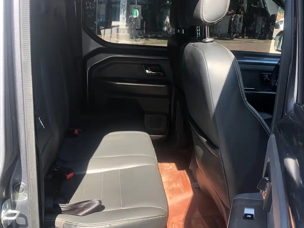 Wuling Zhengtu 2021 1.5L pioneering LAR купить на сайте DeffCars