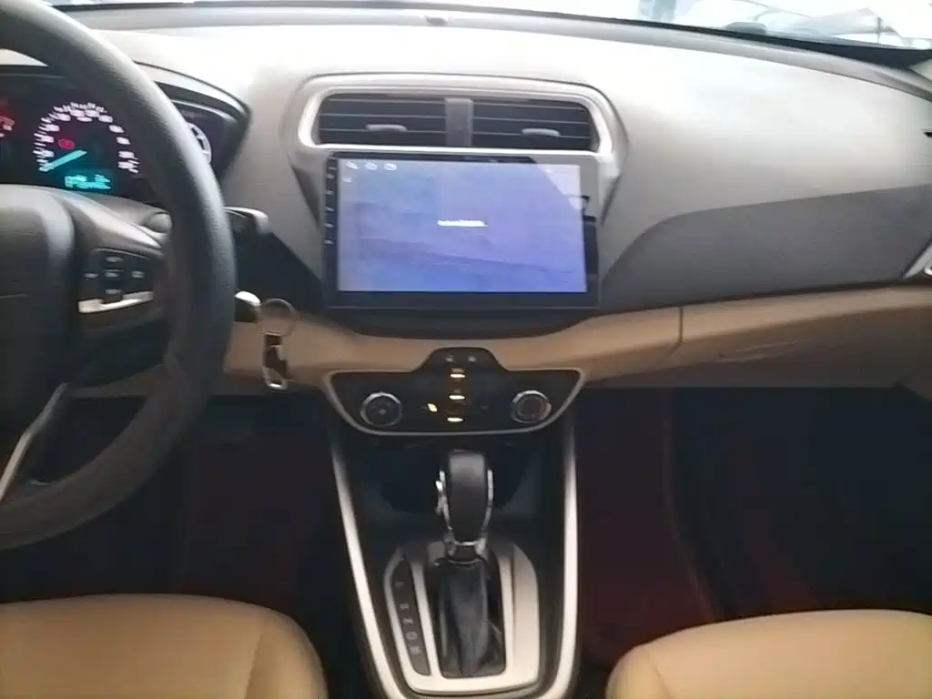 Escort 2017 facelift 1.5L automatic comfort type купить на сайте DeffCars
