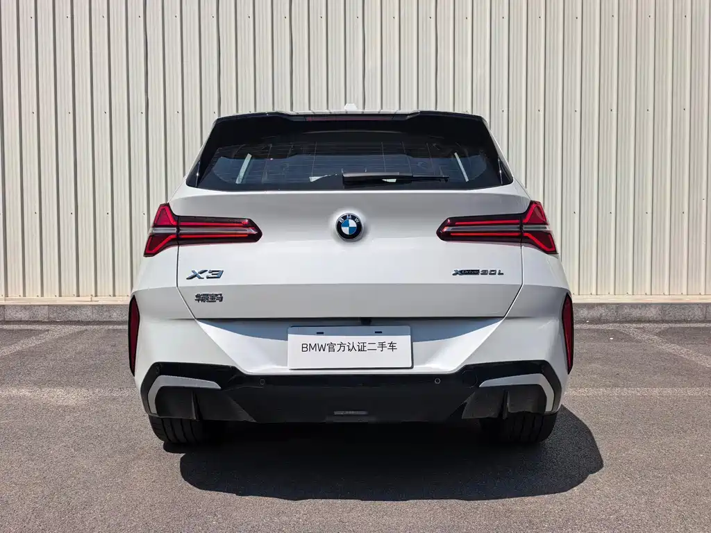 BMW X3 2025 xDrive30L Leading M Sports Package купить на сайте DeffCars