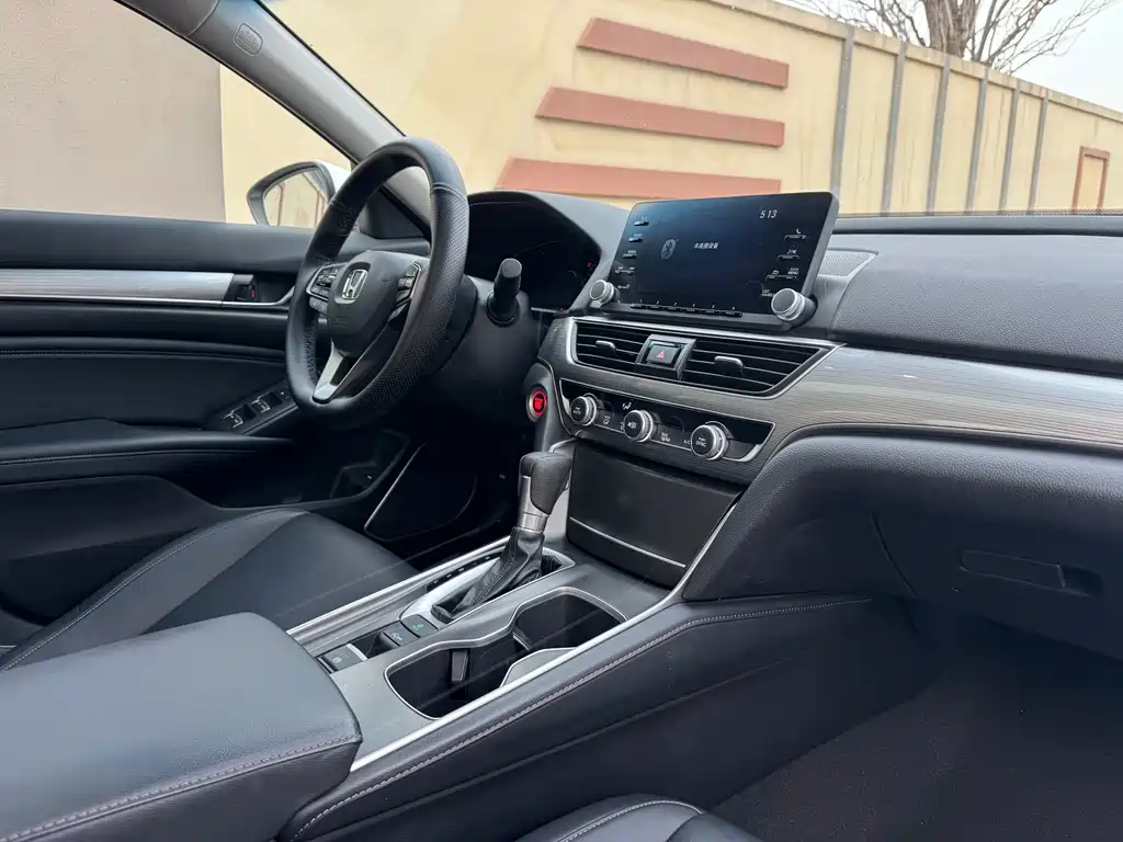 Accord 2018 260TURBO Deluxe Edition National VI купить на сайте DeffCars