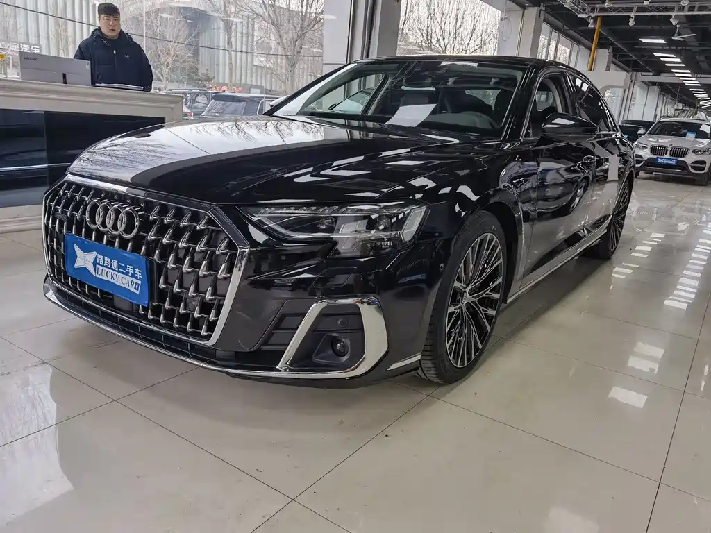 Audi A8 2023 A8L 50 TFSI quattro Premium Selection купить на сайте DeffCars