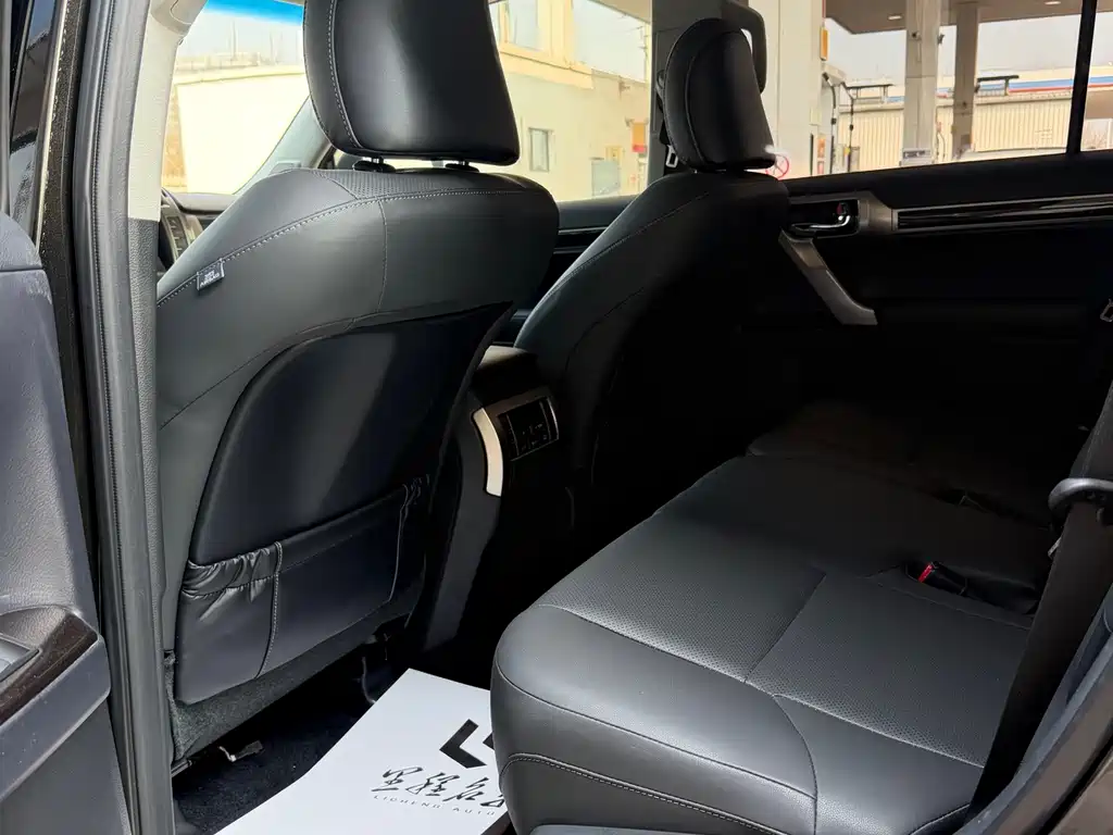 Lexus GX 2015 400 Deluxe Edition купить на сайте DeffCars