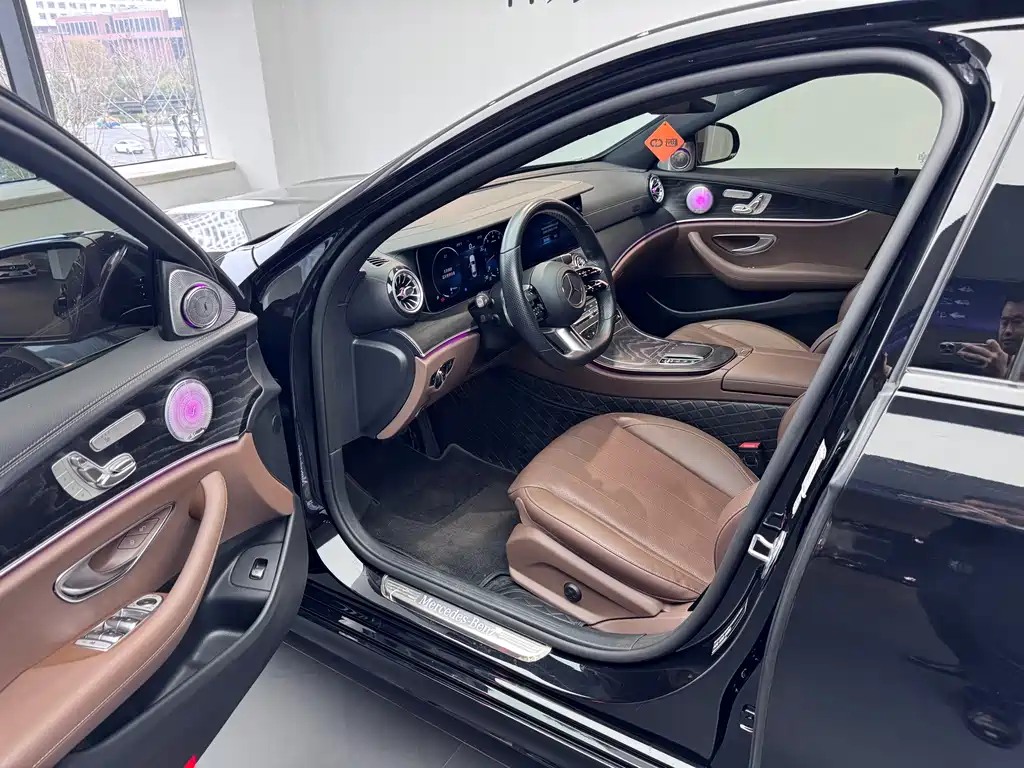 Mercedes-Benz E-Class Imported 2022 E 300 Fashionable Sports Edition купить на сайте DeffCars