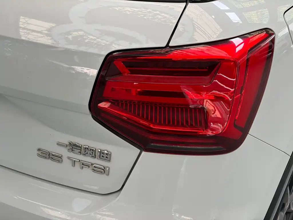Audi Q2L 2021 35 TFSI aggressive and dynamic model купить на сайте DeffCars