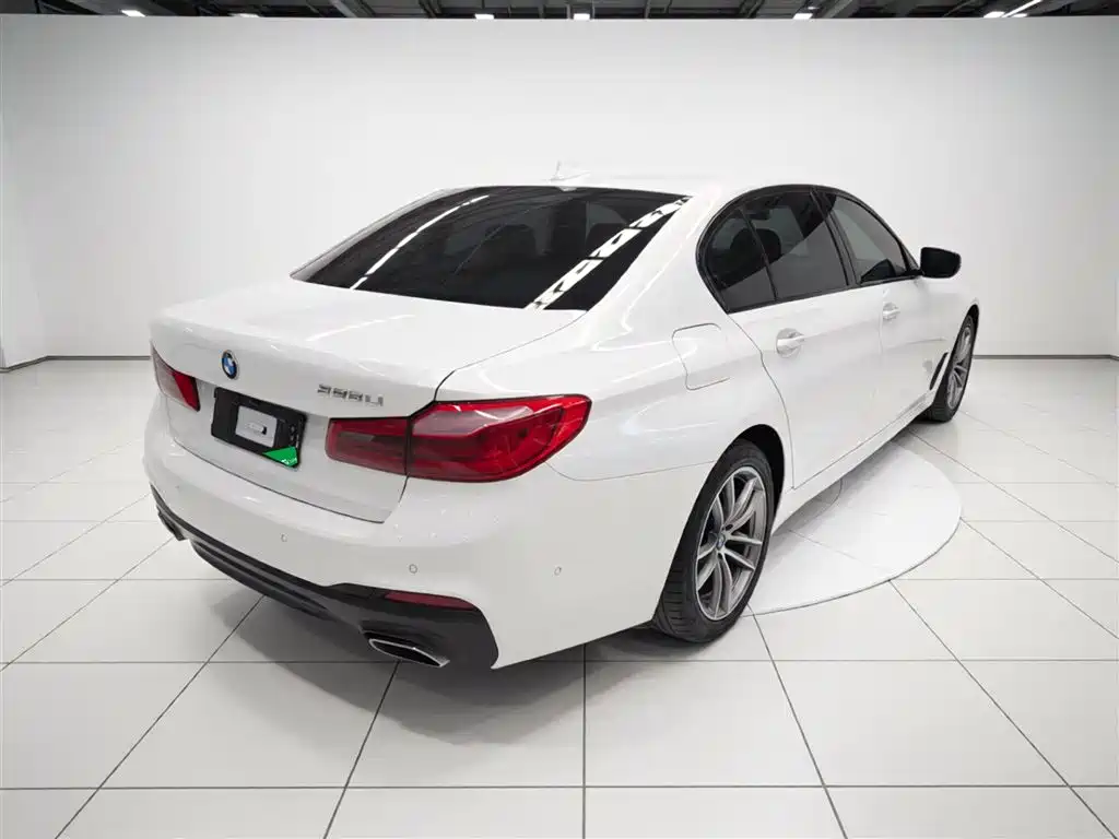 BMW 5 Series 2018 525Li M Sports Package купить на сайте DeffCars